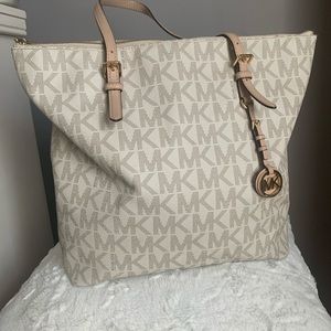 Michael Kors Gently Loved Tote Purse